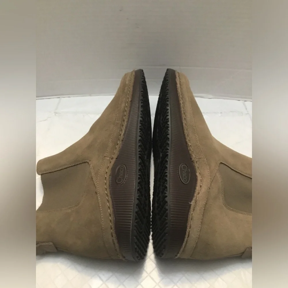 Chaco Men's Suede Chukka Boots in Tan